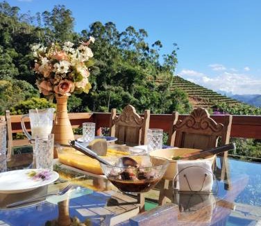 Domingos Martins House | Sítio Colinas Hand