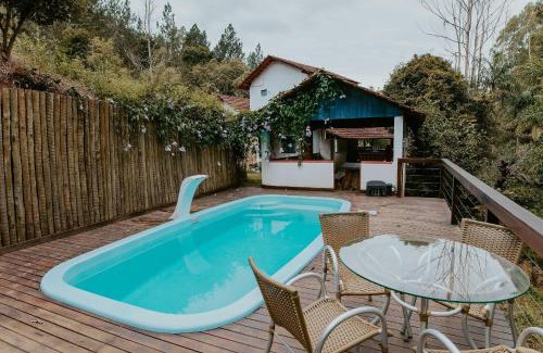 Vitor Hugo House | Sítio incrível 4Q c/piscina e área de churrasco