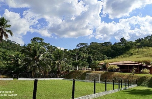 Sao Roque do Canaa House | Sítio Para Temporada