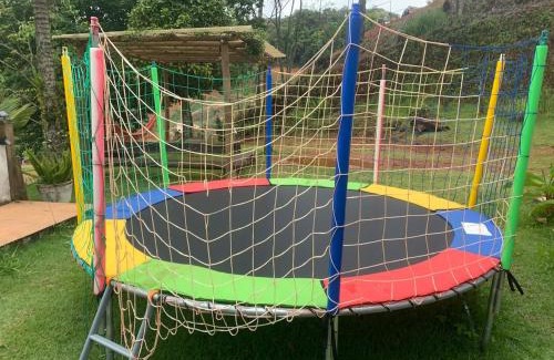 Alfredo Chaves House | Sítio Recanto dos Lagos piscina sauna e churrasqueira