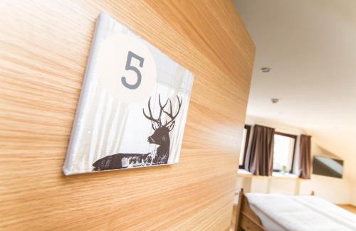 Bredeney Hotel | Südtiroler Stuben