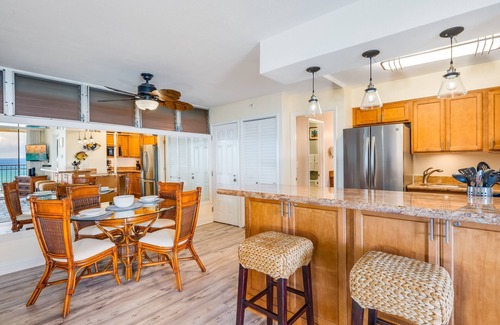 Kahana Resort | S125 SEPT/OCT-12th floor PENTHOUSE OCEANFRONT near Kaanapali Beach AC