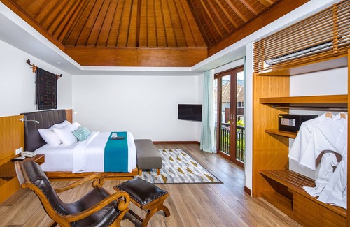 Dewi Sri Hotel | S18 Bali Villas