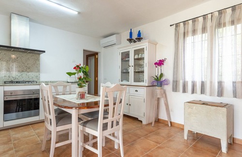 Sa Pobla Ski Chalet | Sa Caseta (bÚger) - Country House With Pool