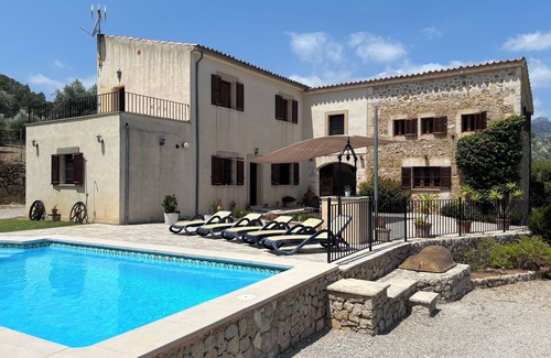 Selva Villa | SA CORTERADA Beautiful Villa in Mallorca with pool, Wi-Fi and mountain views
