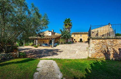 Vilafranca de Bonany Apartment | SA FRANQUESA VELLA - ANTONI I CATALINA CANONGE -Charming apartment in agritourism