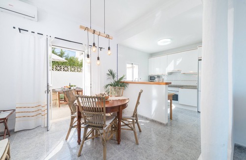 Alcudia House | SA MARINA - Wonderful house, with a wonderful terrace, on the seafront in sa Marina, Alcú