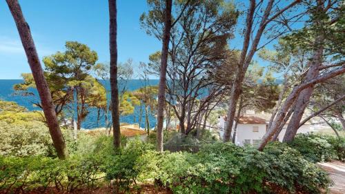 Sa Riera Apartment | SA RIERA Begur, 200 m walk to sa Riera beach