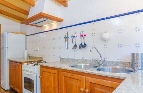 Montuiri House | SA ROTA (DEN JOAN PORRERENC) - House with terrace in Montuïri. Free WiFi