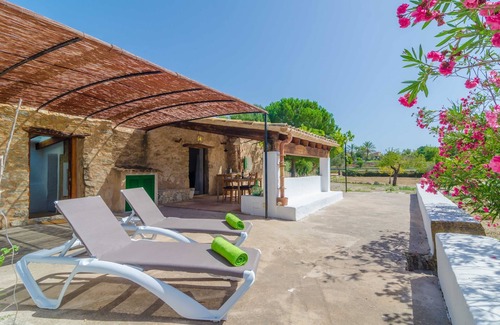 Montuiri House | SA ROTA (DEN JOAN PORRERENC) - House with terrace in Montuïri. Free WiFi