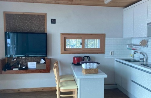 Sacheon House | Sacheon Seopo Beach Pension
