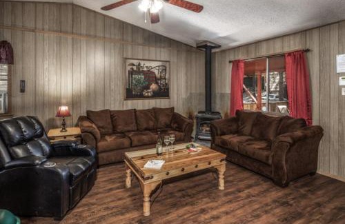 Ruidoso House | Sacony, Cabin at Ruidoso
