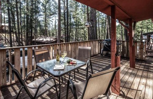 Ruidoso House | Sacony, Cabin at Ruidoso