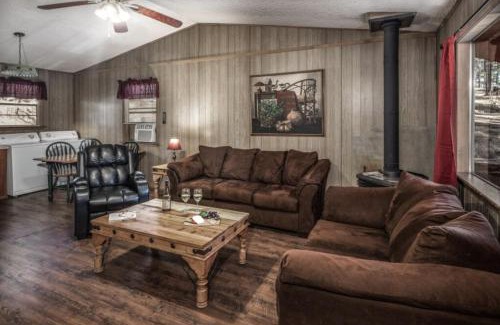Ruidoso House | Sacony, Cabin at Ruidoso