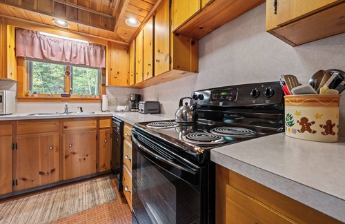 Rangeley House | Saddleback Lake Lodge 19 | Close to Saddleback
