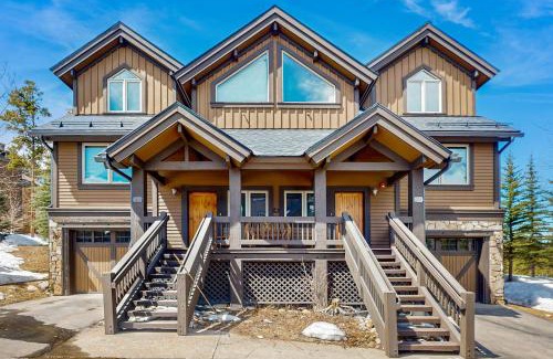 Four O'Clock House | Saddlewood
