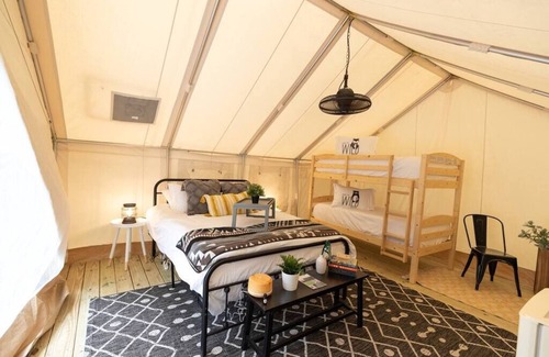 Tanglewood House | Safari Tent Glamping at Unicoi in Helen GA - 12