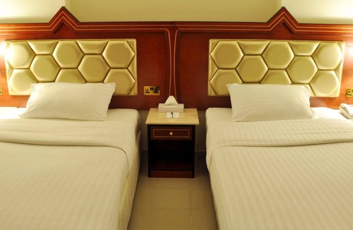 Al Muraqqabat Hotel | Saffron Hotel