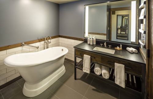 Pray Hotel | Sage Lodge