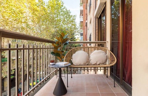 La Sagrada Familia Apartment | Sagrada Familia|Cozy 3 Bedroom with balcony