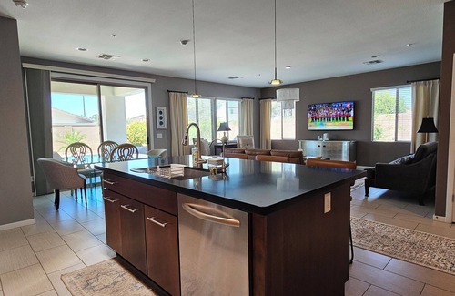 Gilbert House | Saguaro Sanctuary - Private Heated Pool Included!