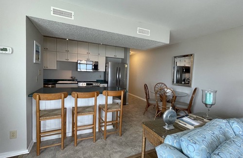 Hatteras Condo | Sail Inn is an end unit with beautiful views of the Pamlico Sound!