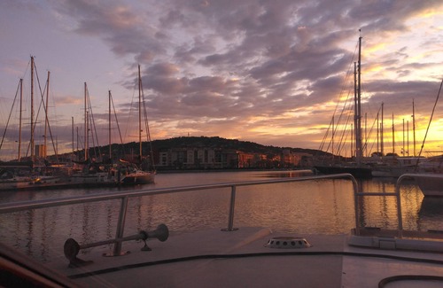 Sete Boat Rental | Sailboat 12 metres 4 persons