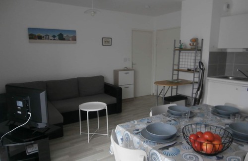 Saint-Gilles-Croix-de-Vie Apartment | SAINT-GILLES-CROIX-DE-VIE Holidays 4 People-Center-Plage-LA ROCHE-SUR-YON