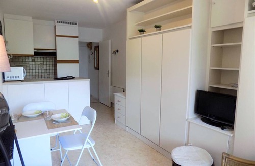 Saint-Georges-de-Didonne Apartment | Saint Georges de Didonne - STUDIO VERY NICE - near beach and center -