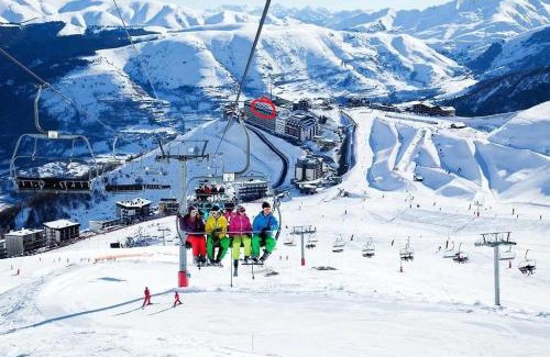 Pla d'Adet Apartment | Saint Lary au pied des pistes alt 1700m