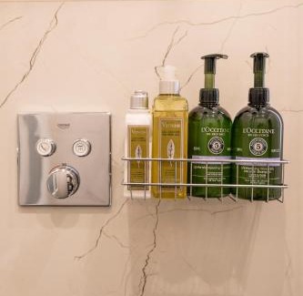 6th Arrondissement Apartment | SaintGermainByCecile - Luxueux 4 pièces AC Perle