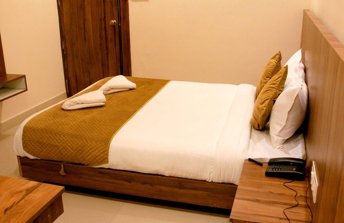 Hosur Hotel | Sakura Inn