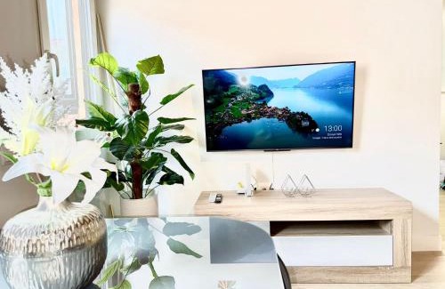 Recoletos Apartment | Salamanca Apartment Feel & Seasonal