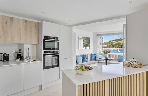 Salcombe House | Salcombe Waterfront Luxury - The Watch House