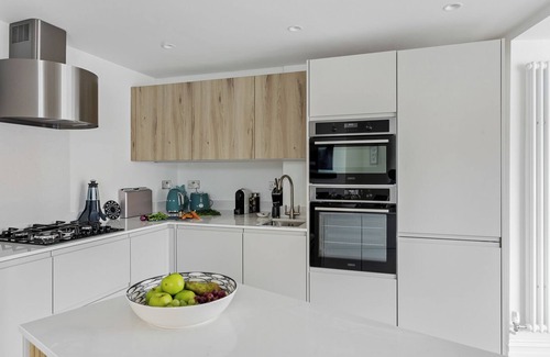 Salcombe House | Salcombe Waterfront Luxury - The Watch House