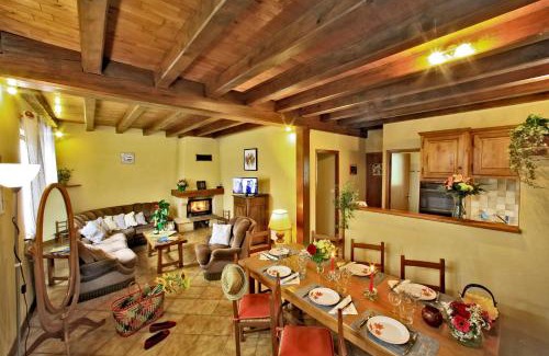 Proissans House | Salegourde