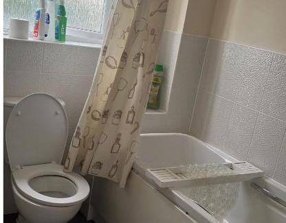 Bridgend House | Salimi