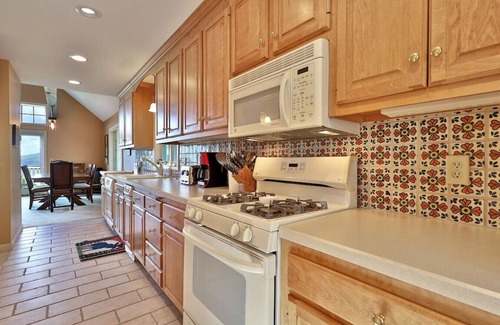 Ludlow Apartment | Sallum, 795 Commonwealth