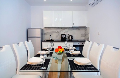 Sithonia House | Salonikiou Beach Apartments & VillasnSalonikiou Beach Luxury Residences PEARL