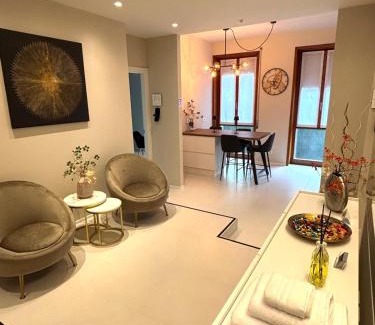 Centro Storico House | Salotto Santa Franca