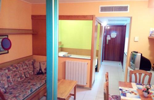 Salou City Centre Apartment | Salou Apartment, Port Aventura, beaches, pool