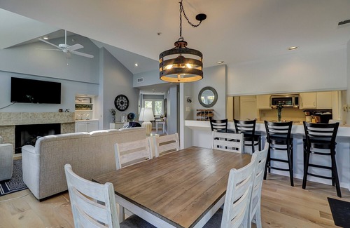 Palmetto Dunes Villa | SALT LIFE TREEHOUSE -BEAUTIFUL VIEWS! Huntington Villas