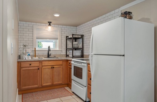 Nags Head Apartment | Salt & Light: Charming Contemporary Studio, Dog-friendly and Close to the Beach!