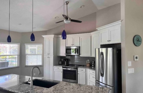 North Port House | Salt Water Pool & Spa Escape