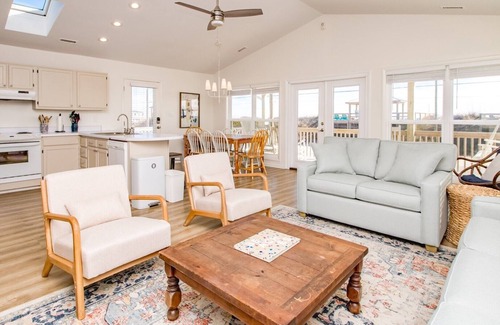 Surf City House | Saltwater Gospel - 2nd Row Home with 4 Bedrooms