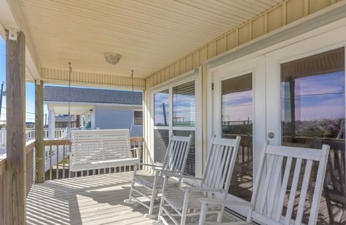 Surf City House | Saltwater Gospel - 2nd Row Home with 4 Bedrooms