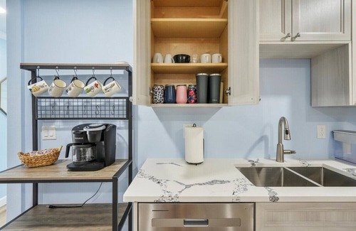 Indian Harbour Beach House | Saltwater Haven: 3bd+Dog Friendly+Bckyrd