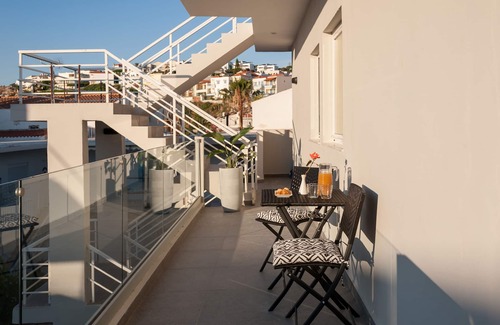 Almyrida Apartment | Salty Colours Apartments
