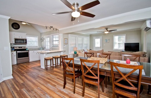 Salter Path House | Salty Oaks, Soundside House in Salter Path, North Carolina!