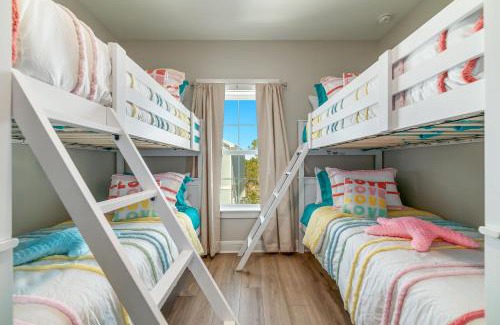 Orange Beach House | Salty Shells - Spacious 3 Bedroom, 4 Bathroom Retreat in Orange Beach Just Steps from the Sand